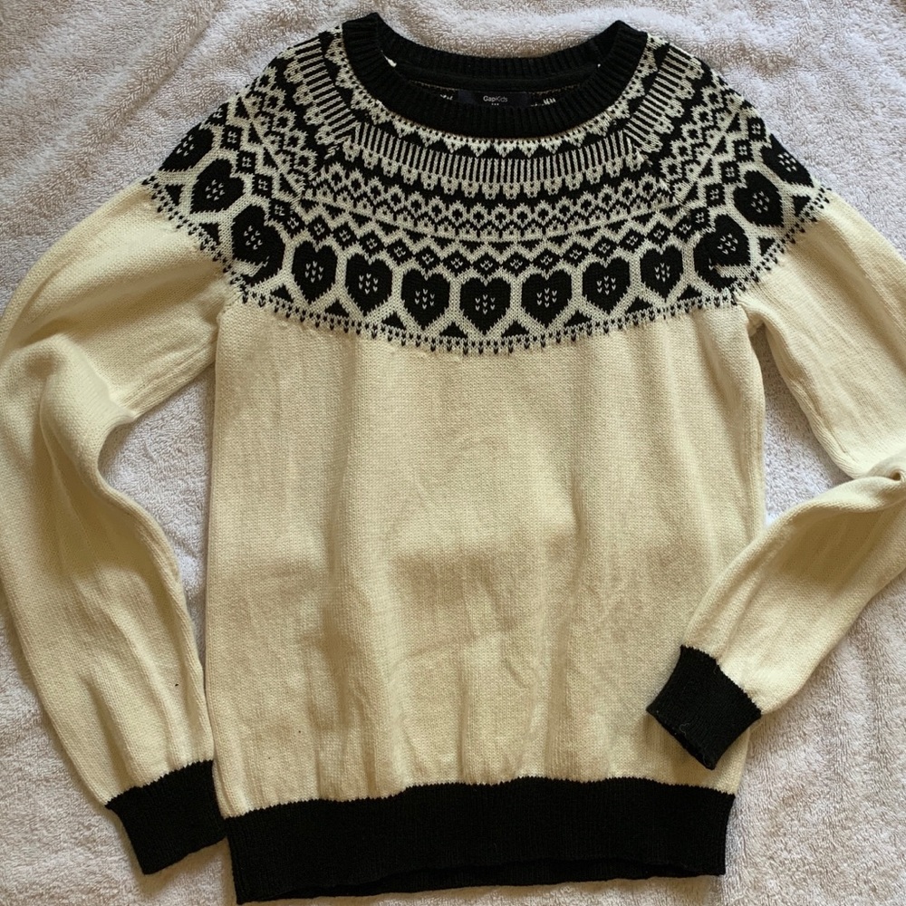 GAP KIDS black and cream sweater